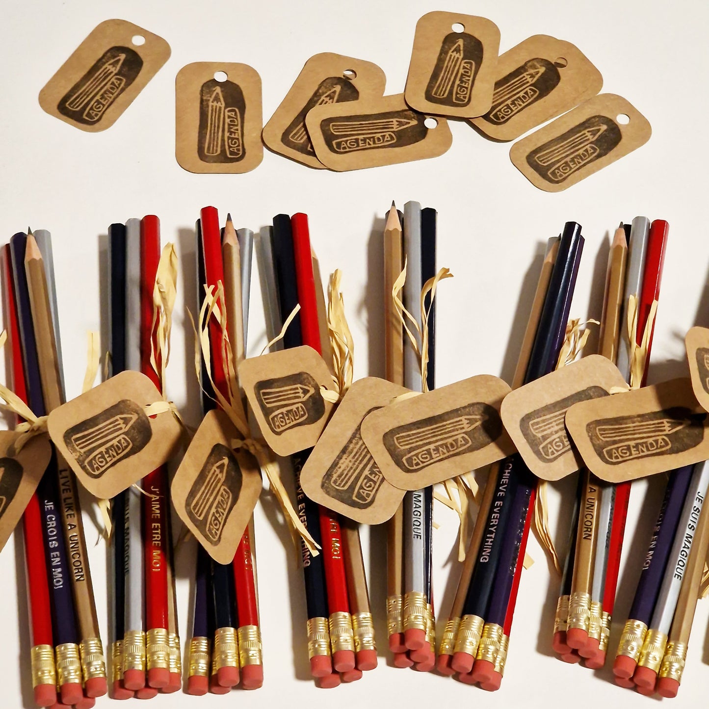 Lot de 5 Crayons "La vie de Henry Rose"